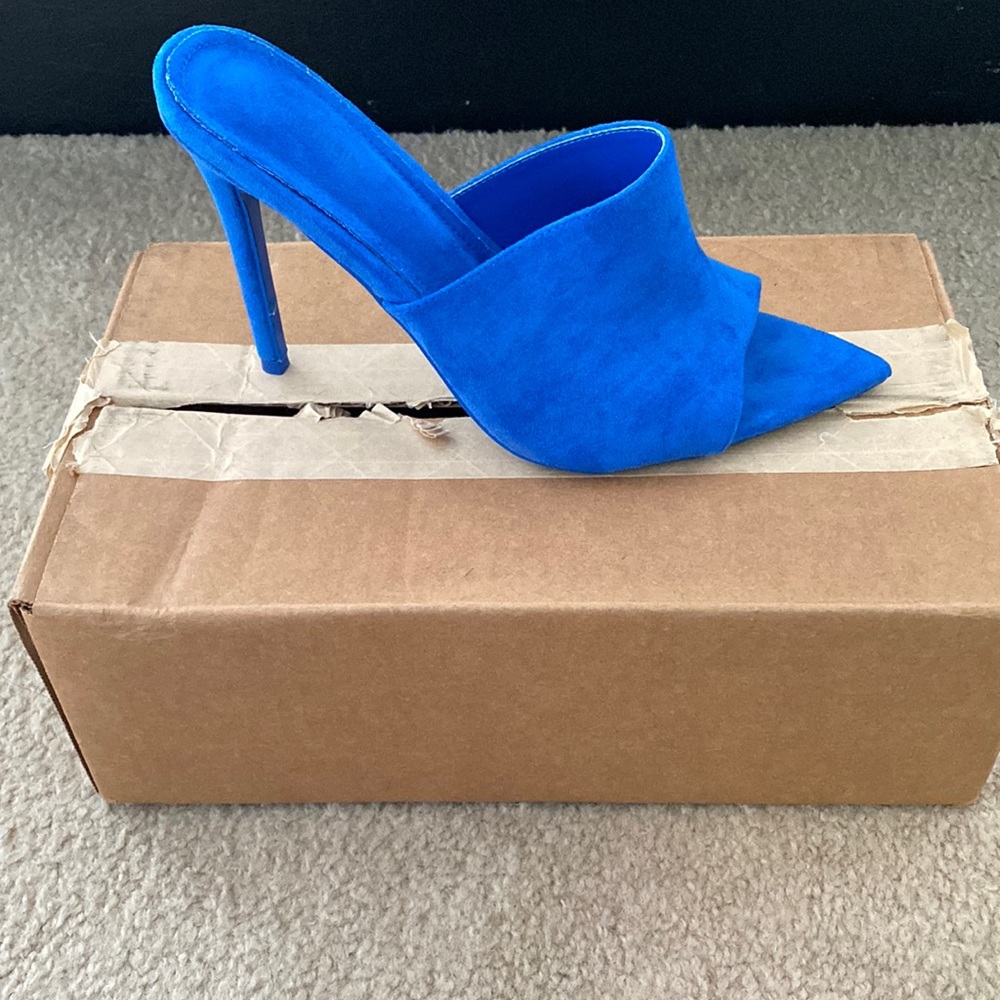 Never worn before ordered the wrong size brand new shoe